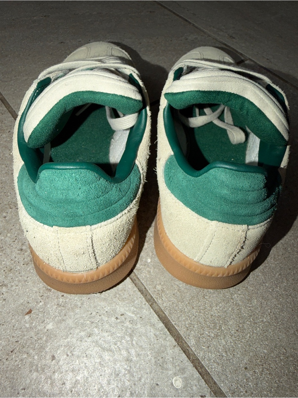 adidas Samba Low Top Suede Sneakers Beige/Green Gum Rubber Sole JQ9886 - Picture 5 of 9